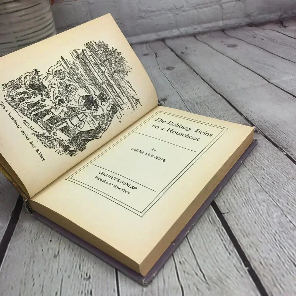 vintage The bobbsey twins on a houseboat book 1955